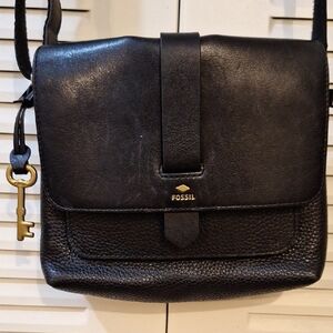 Fossil Kinley Black Leather Crossbody